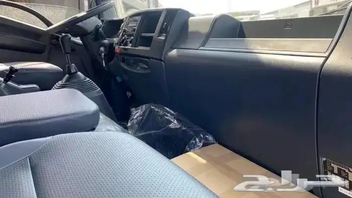 دينه ايسوزو 13 طن وزن اجمالي 18 طن شاسية طويل 7.18م 6