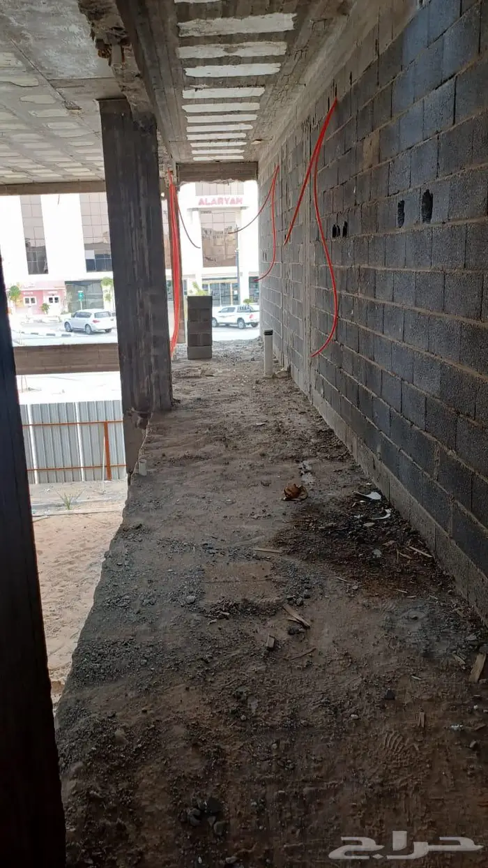 معرض عظم للإيجار 7