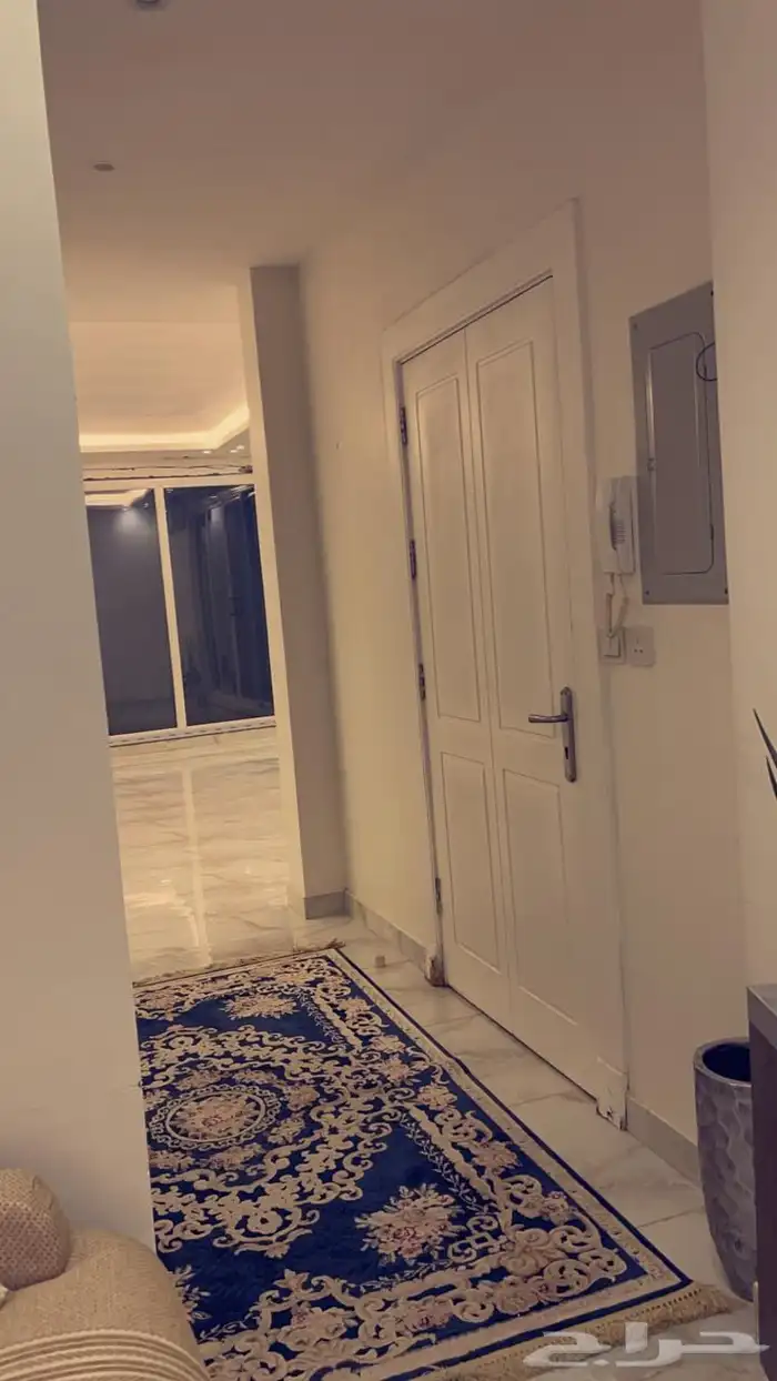 شقه للبيع حي العارض 20