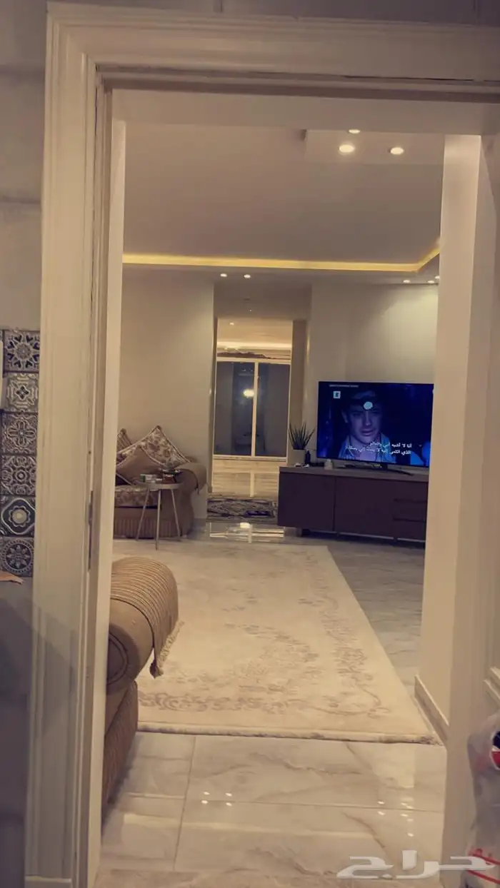 شقه للبيع حي العارض 18