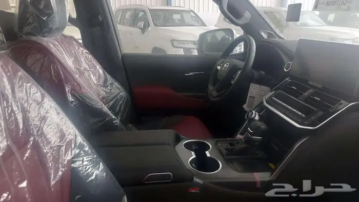 تويوتا لاندكروزر VXR 2025 3