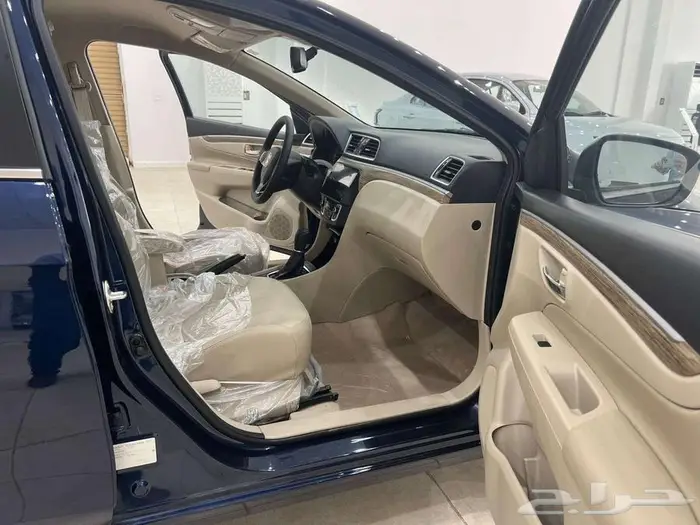 سوزوكى سياز فل كامل GLX عرض بنك الرياض 2.49 9