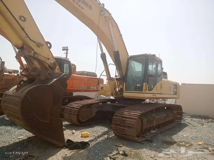 بوكلين كوماتسو  الحالة   ممتاز جدا 4