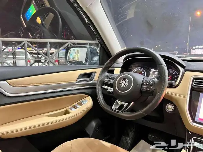 ام جي RX8 موديل 2023 كيشها والا قسطها مع خالد للسيارت 15