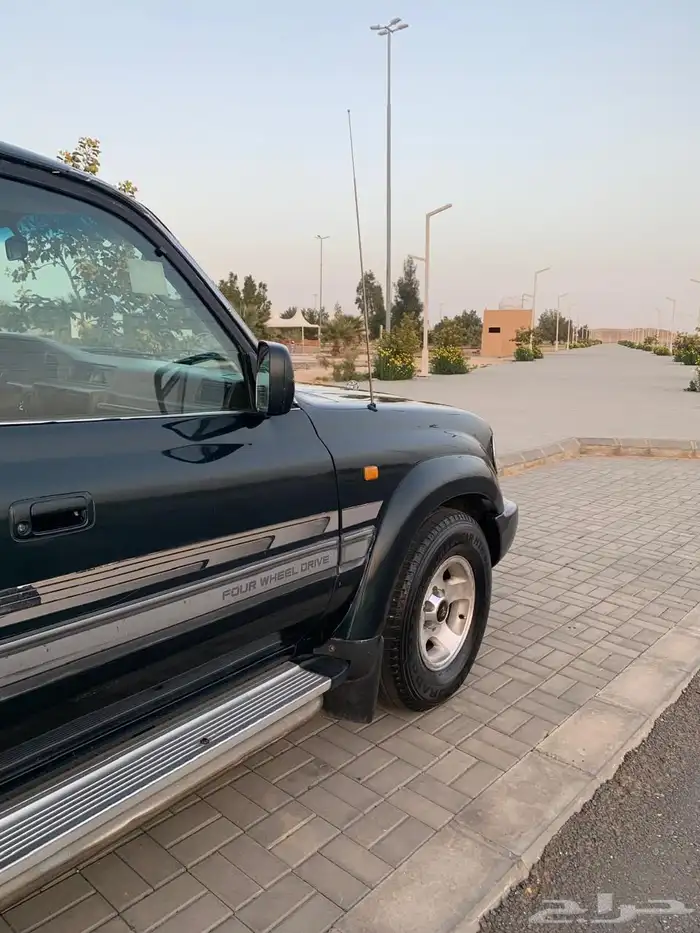 VXR ممشى قليل 190 الف فقط نظيف جدا 97