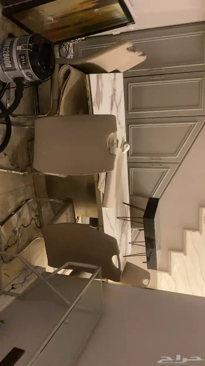 طاولة طعام 0