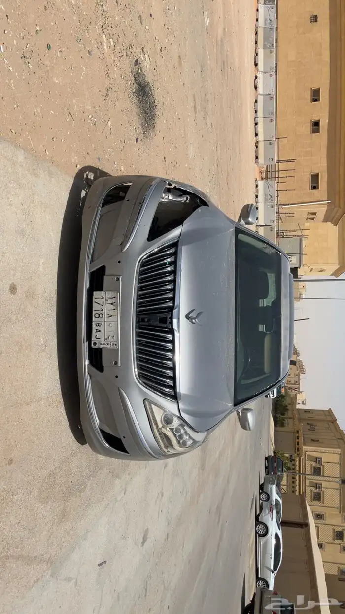 للبيع هيونداي سنتنيال 2012 5