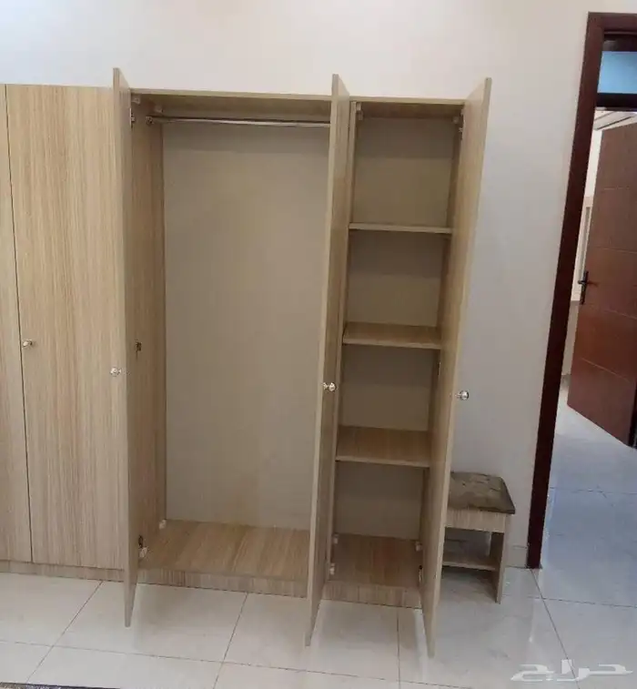 يتوفر عندنا دواليب خشب نوعيات ممتازة وبأسعار مناسبه 9