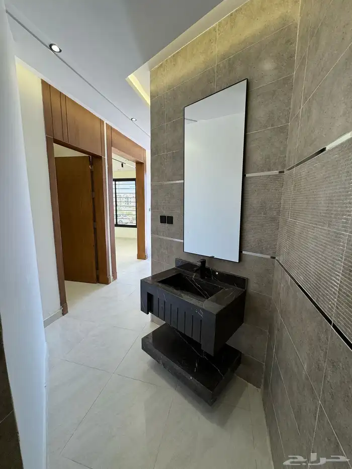 شقق علويه بأسعار مناسبة مخطط النرجس 8