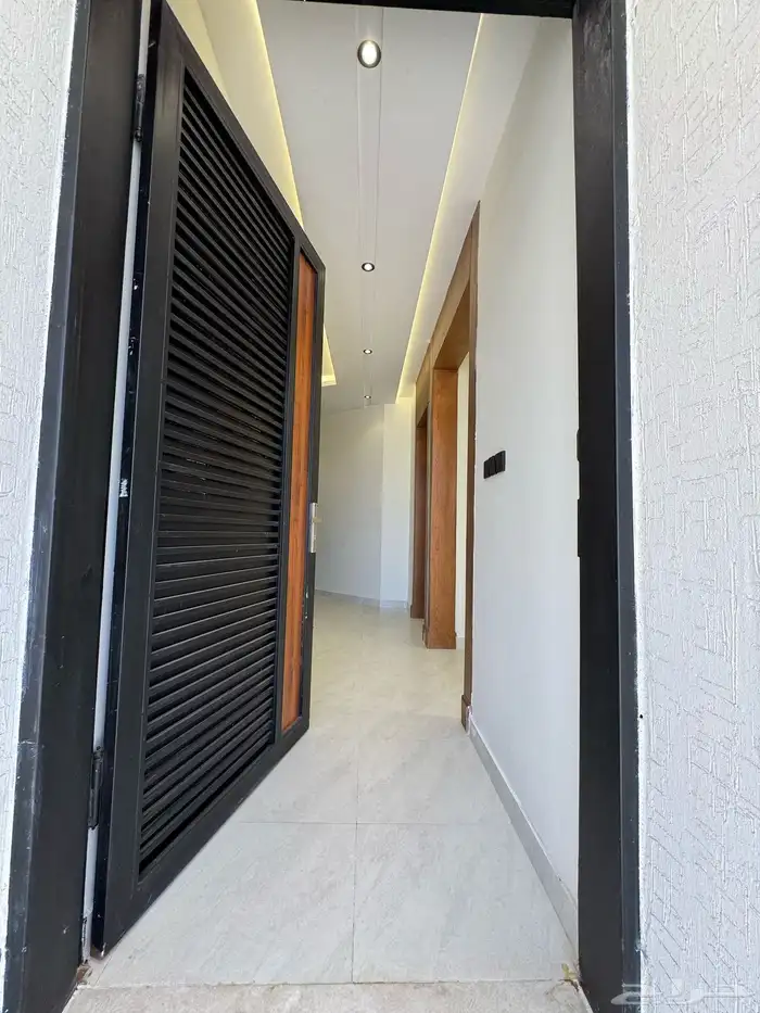 شقق علويه بأسعار مناسبة مخطط النرجس 2