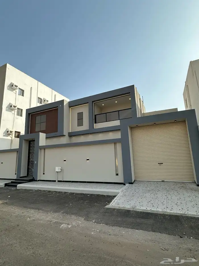 للبيع دور وملحق فاخرة جازان حي السويس 0