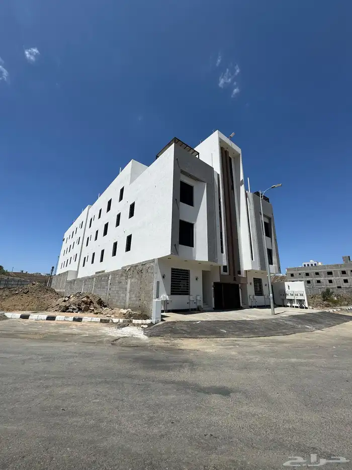 شقق علويه بأسعار مناسبة مخطط النرجس 0