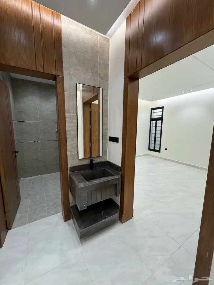 شقق علويه بأسعار مناسبة مخطط النرجس 23