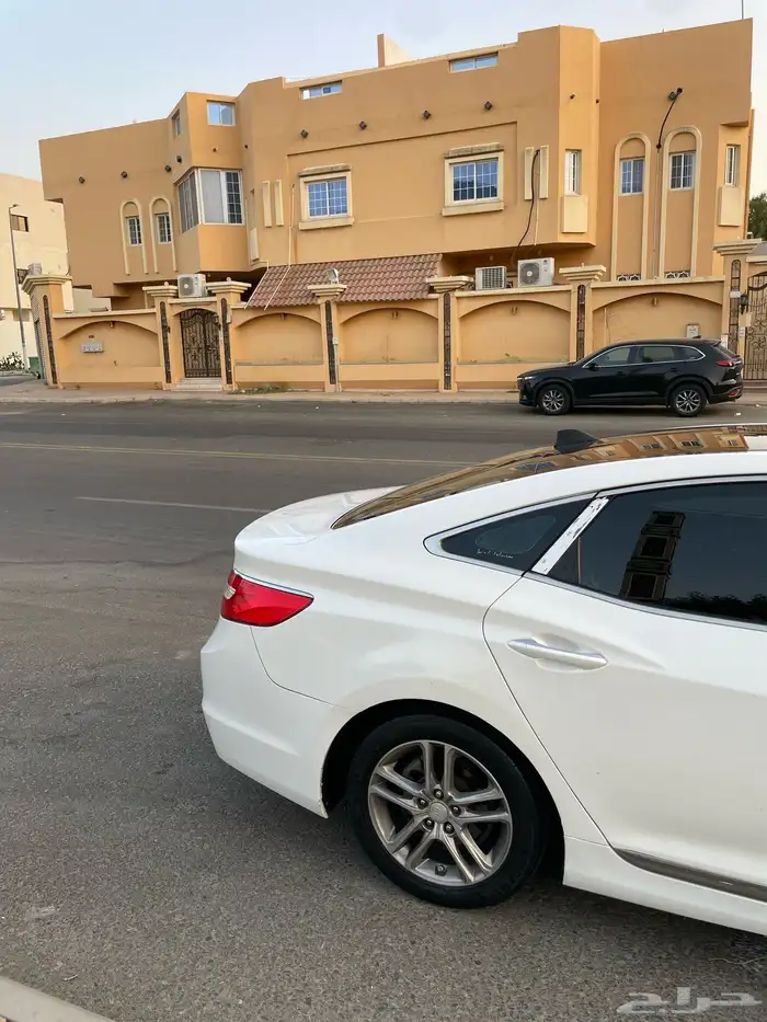 للبيع هونداي ازيرا 2015 فل كامل سمارت بانوراما 7