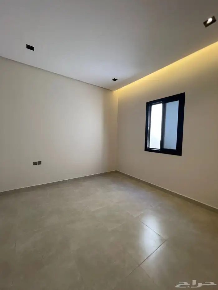 فيلا مكونه من دورين حي البيان 8