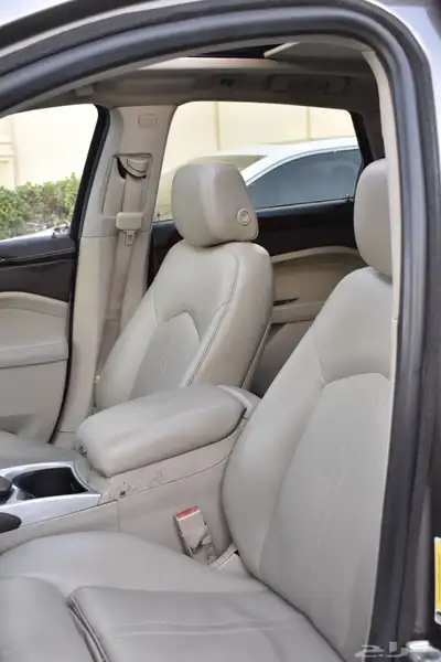 كاديلاك SRX  فل كامل 2012 7