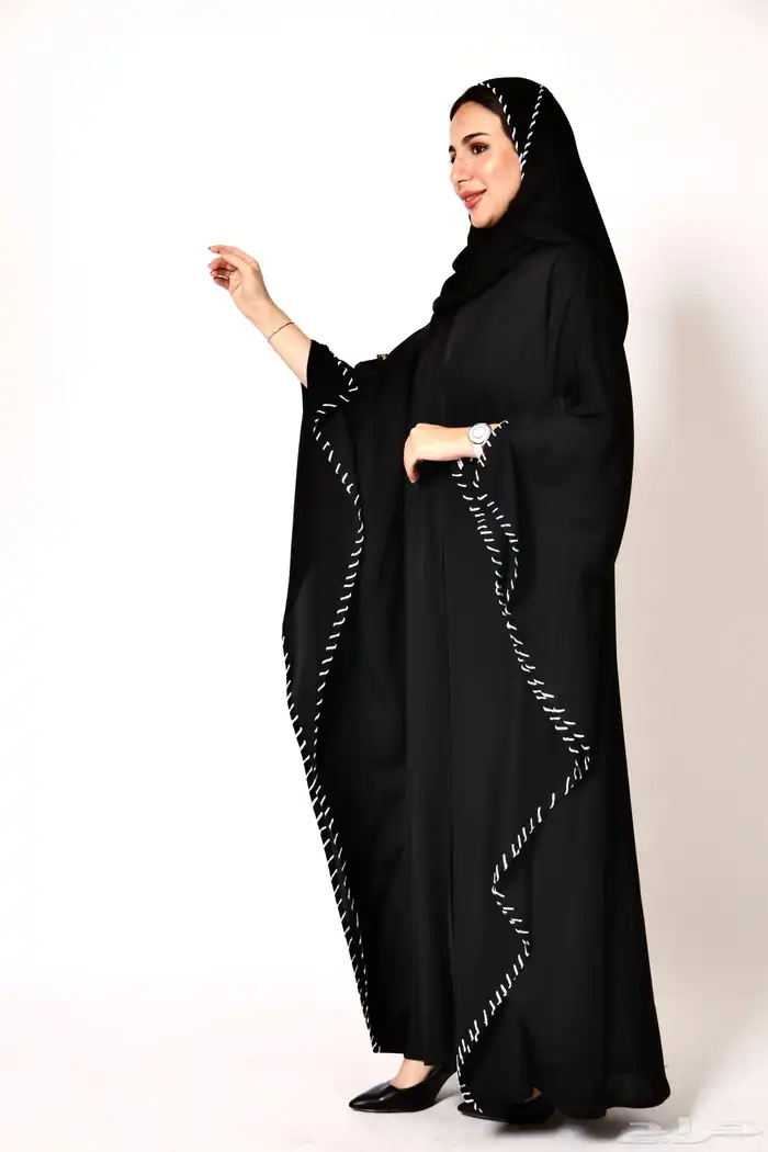 تصوير عبايات فساتين منتجات وغيرها ب اسعار مناسبه الرياض 4
