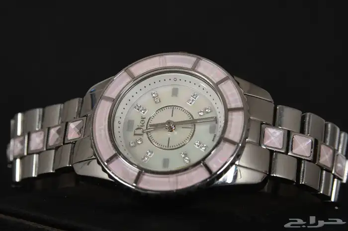 ساعة نسائية الماركة Dior 1