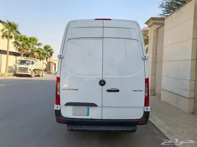 مرسيدس سبرينتير فان شاص طويل وعالي مخزن 2020 3