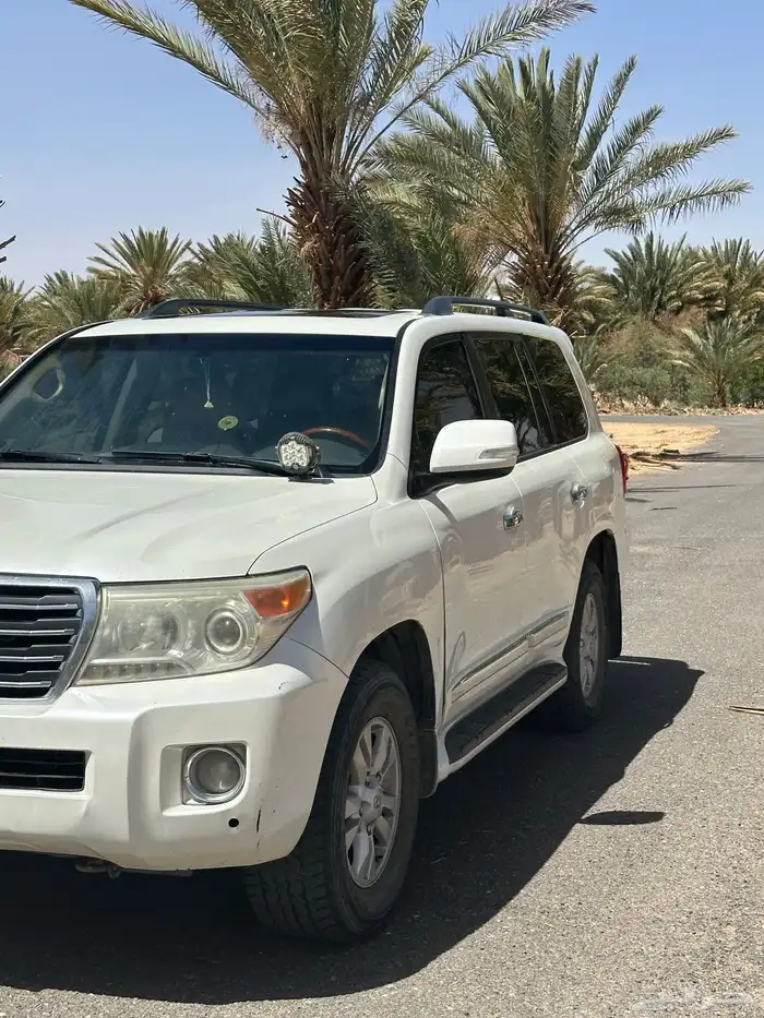 لاندكروزر GXR 2013 البازغي 2