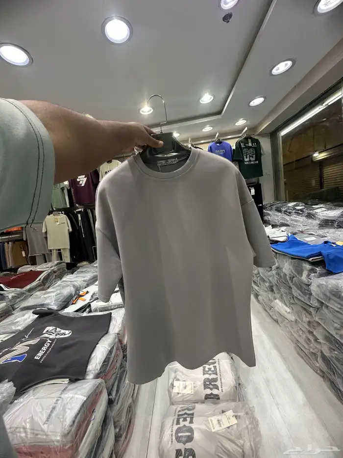 تيشرتات اوفر سايز ساده تطريز 3