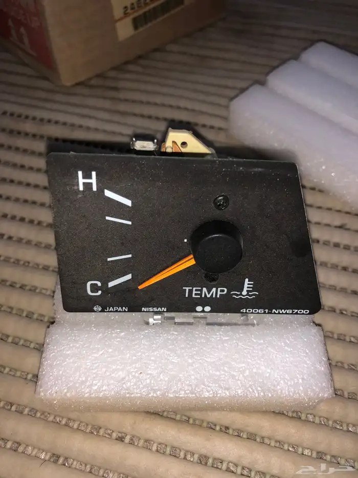 عدادات سيارات نيسان قديمة منوعه أصلي وكاله 39