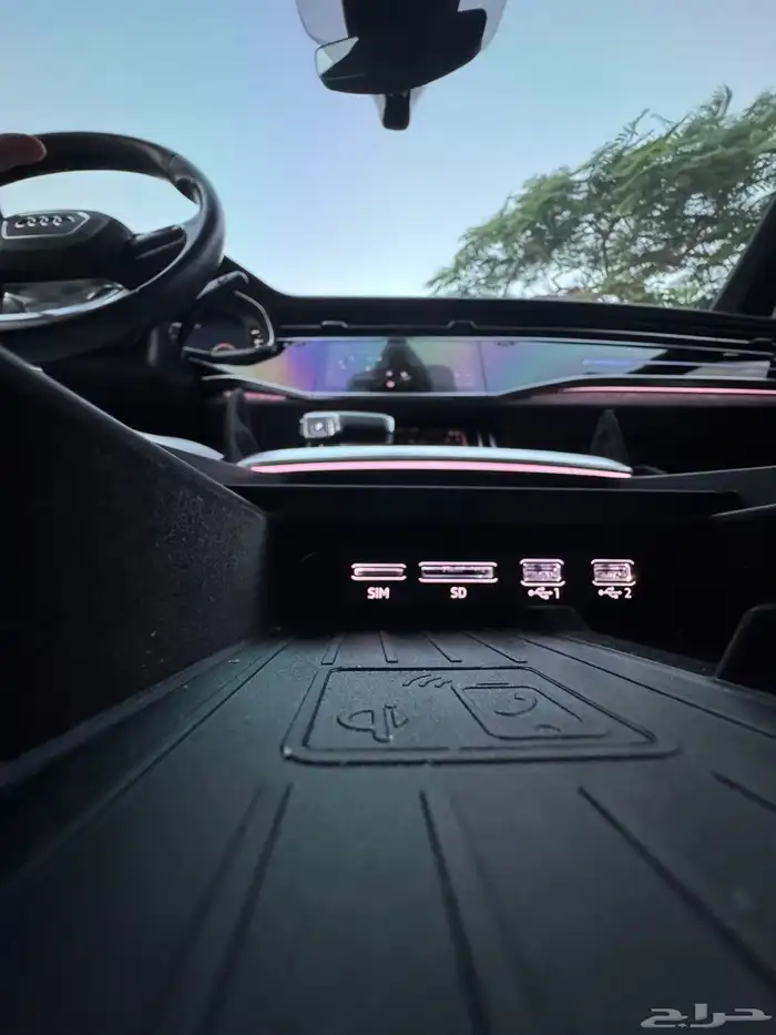 Audi Q7 2020 S-LINE اودي كيو7 14