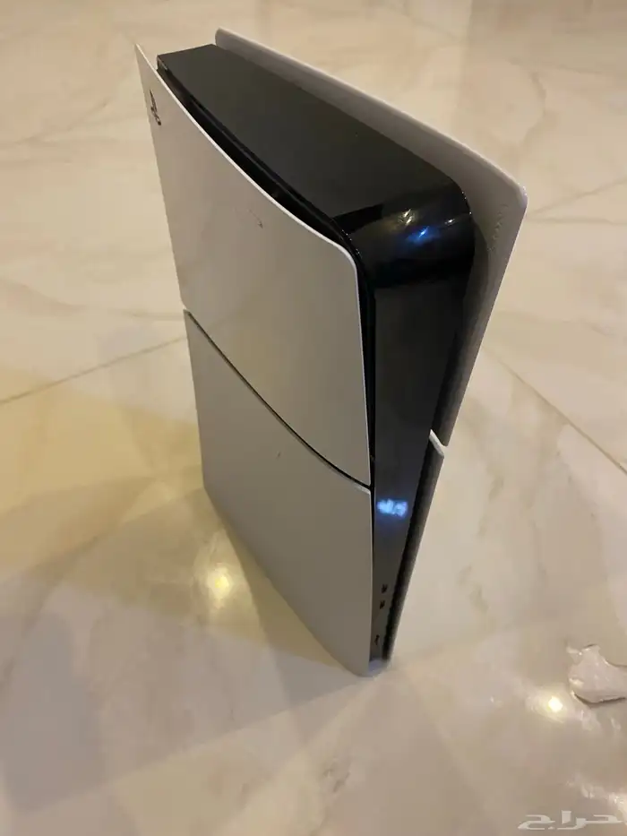 بلاستيشن فايف للبيع مافيه ايشي جديد شريته قبل شهر 1