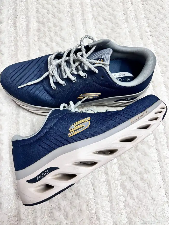 حذاء سكيتشرز مريح رياضي 6