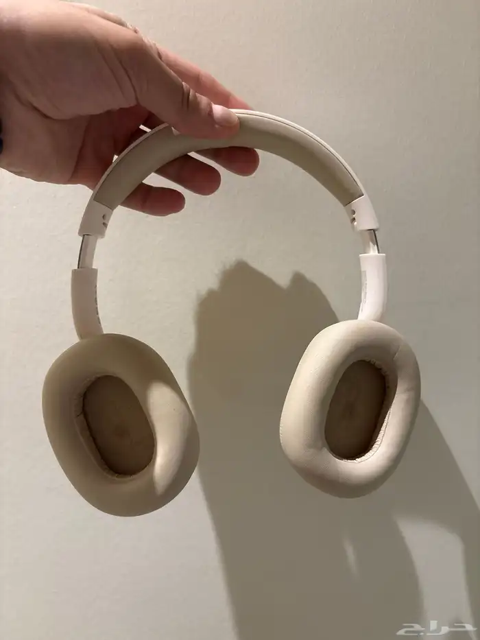 سماعه بيسوس 1