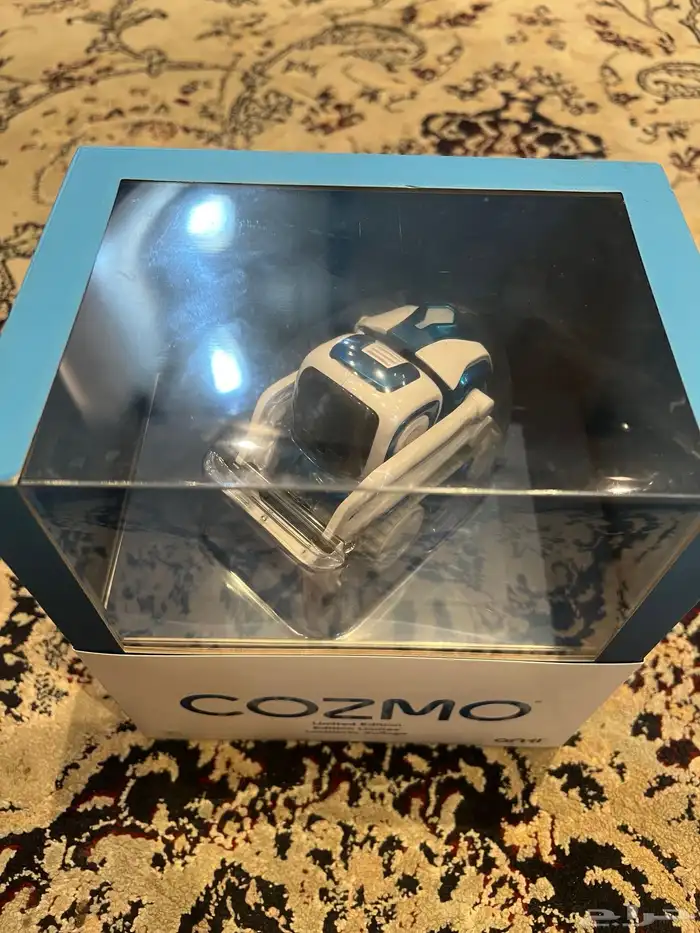 روبوت Cozmo إصدار محدود (Limited Edition) جديد بكرتونه  نادر 1