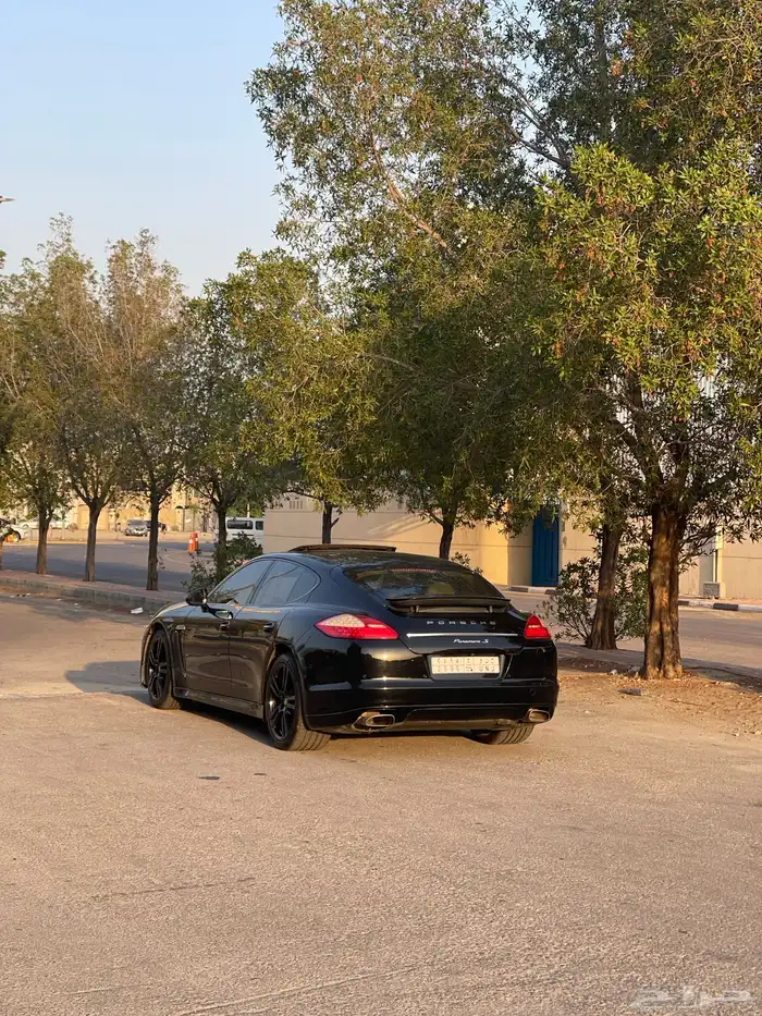 بورش باناميرا 0