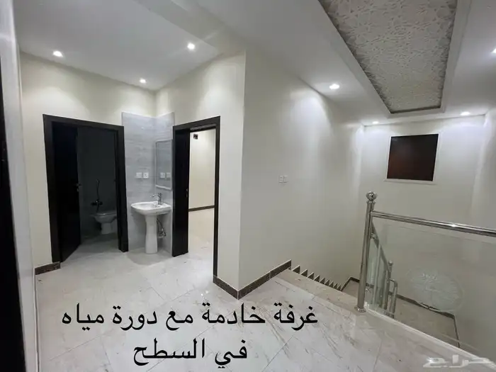 للبيع فيلا بحي الرمال مساحه 200م 2