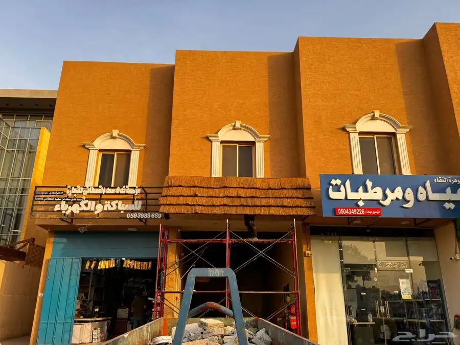 لوحات محلات   حروف بارزة أكريلك وستيل بإضاءة 2