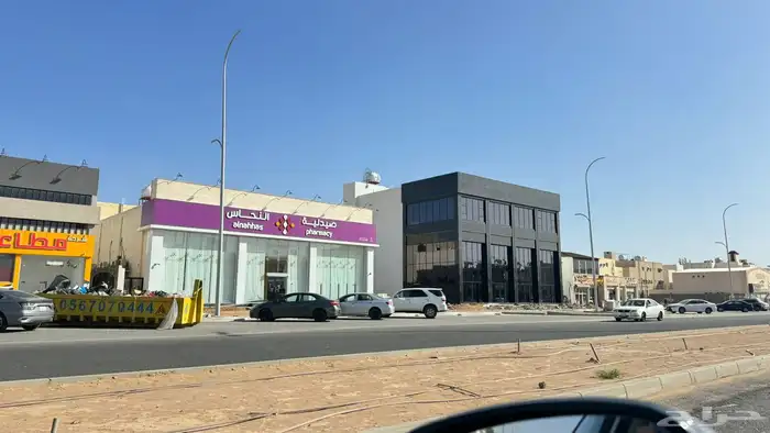 معارض تجارية للايجار حي الملك فهد شارع الستين 0
