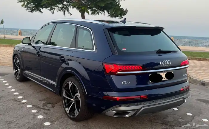 Audi Q7 2020 S-LINE اودي كيو7 8