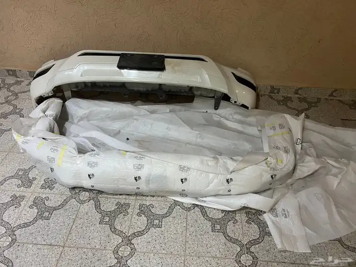 للبيع قطع اصلي وكاله جيب جكسار رقم2 مديل2023 شبه جديده 1