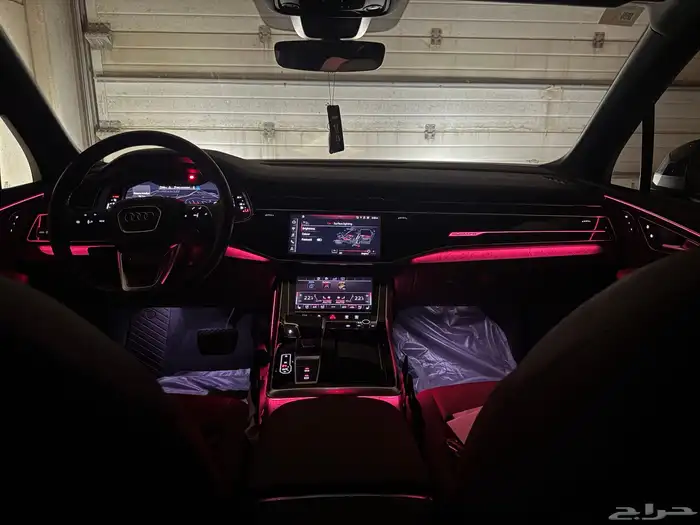 Audi Q7 2020 S-LINE اودي كيو7 23