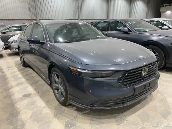 هوندا اكورد EX نص فل سعودي 2025 7