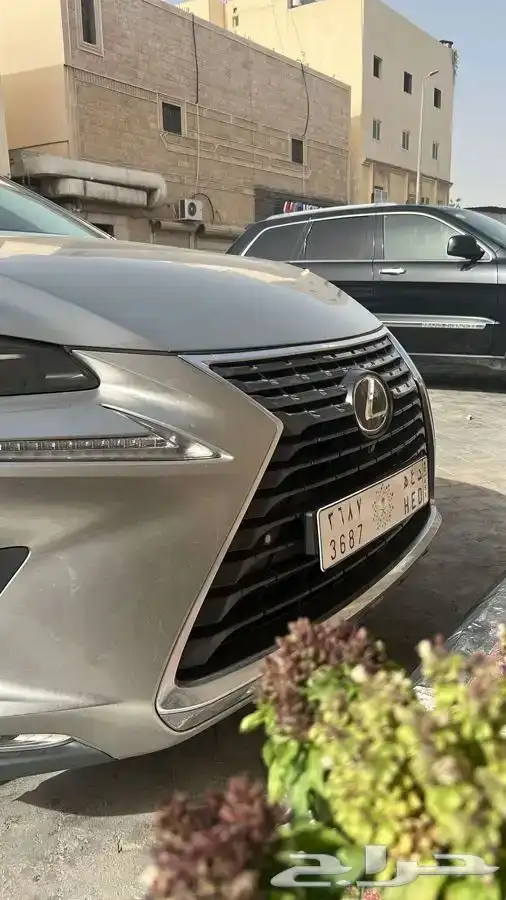 قاعده لوحه طويله لأغلب السيارات 12