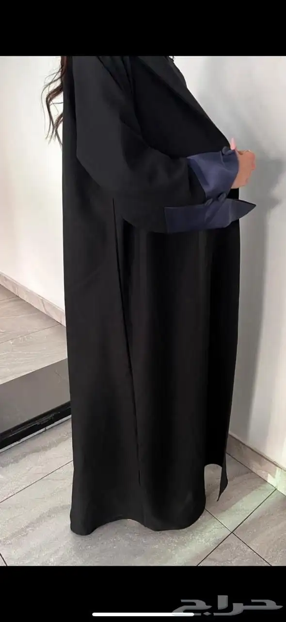 عبايات للبيع الكمية محدودة 1