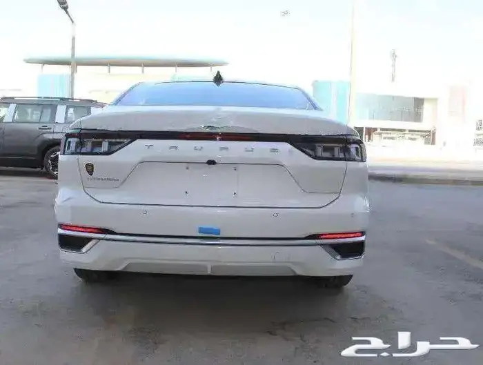 فورد تورس تيتانيوم بنزين 2025 سعودى 16