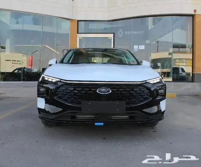 فورد تورس امبيانتي استندر 2025 سعودي 3