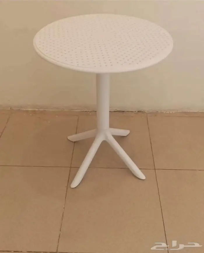 طاولات فايبر 3