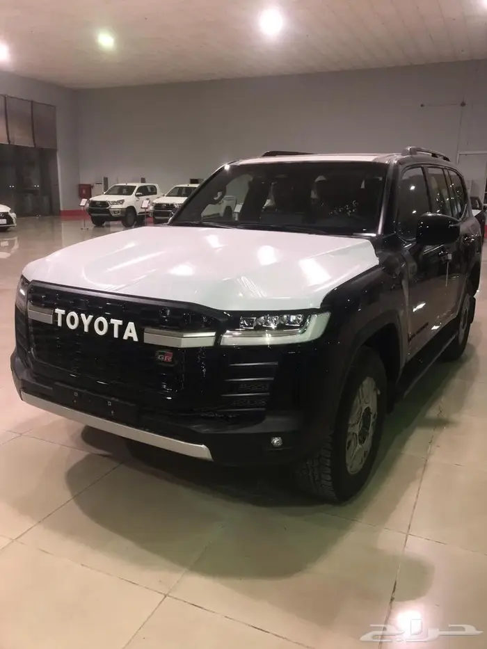 وارد اليحيى GR-Sبنزين 3.5 لتر توين تيربو فل ردار داخلي جلد 2