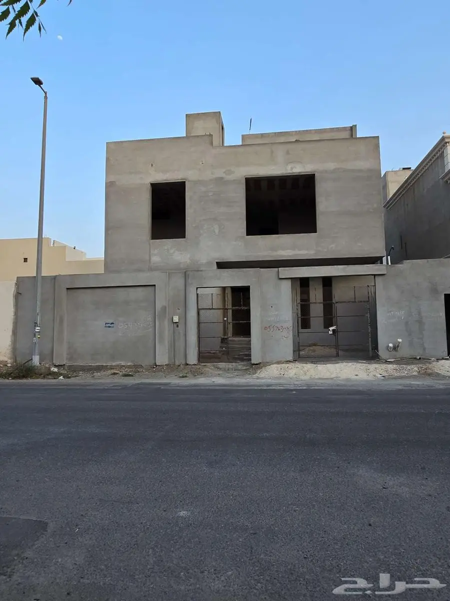 فيلا مستقله دورين وملحق للبيع في جدة أبحر حي الشراع 2