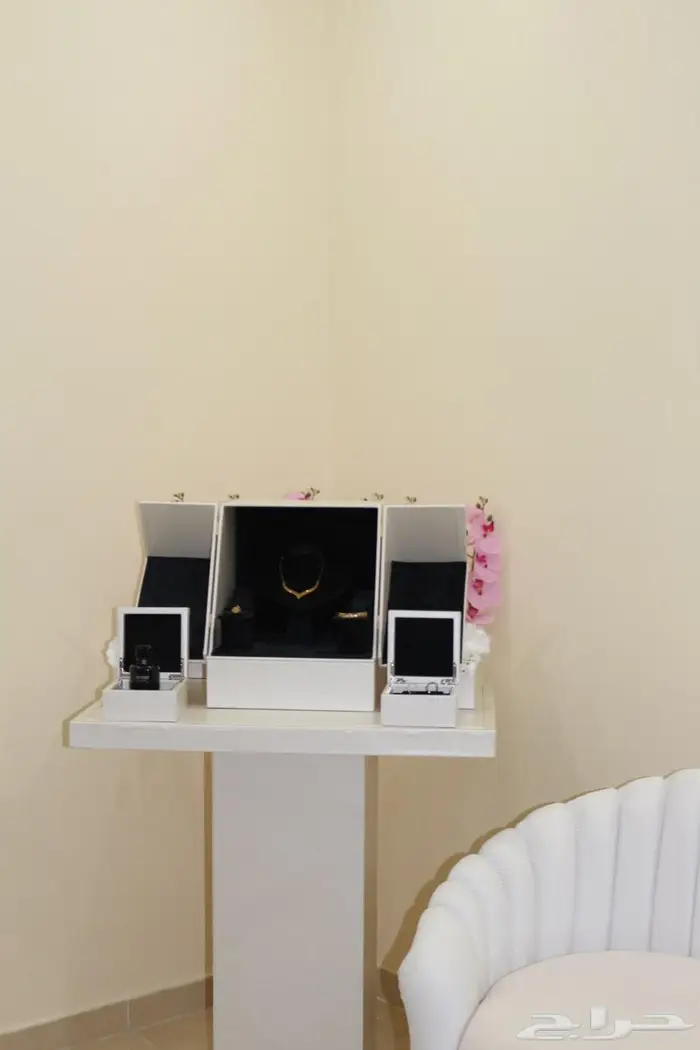 طاولات شبكه للأيجار 1