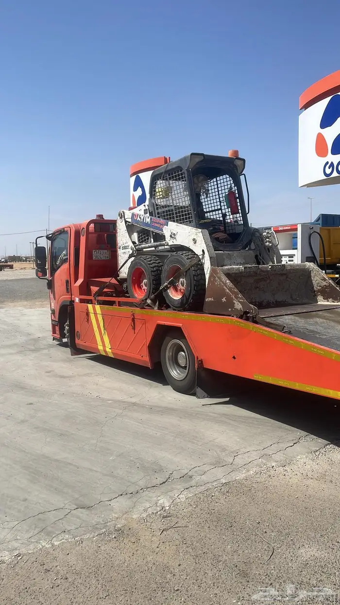 سطحه النقل السيارات داخل املج وخارجه 0