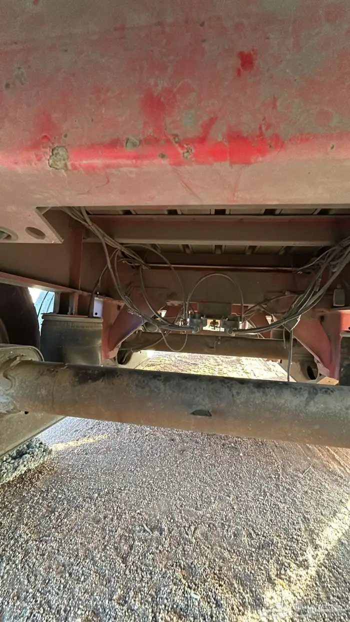 سطحه ساف دسك واقفه من شغل 9