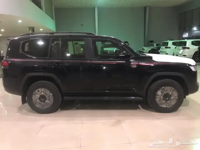 وارد اليحيى GR-Sبنزين 3.5 لتر توين تيربو فل ردار داخلي جلد 3